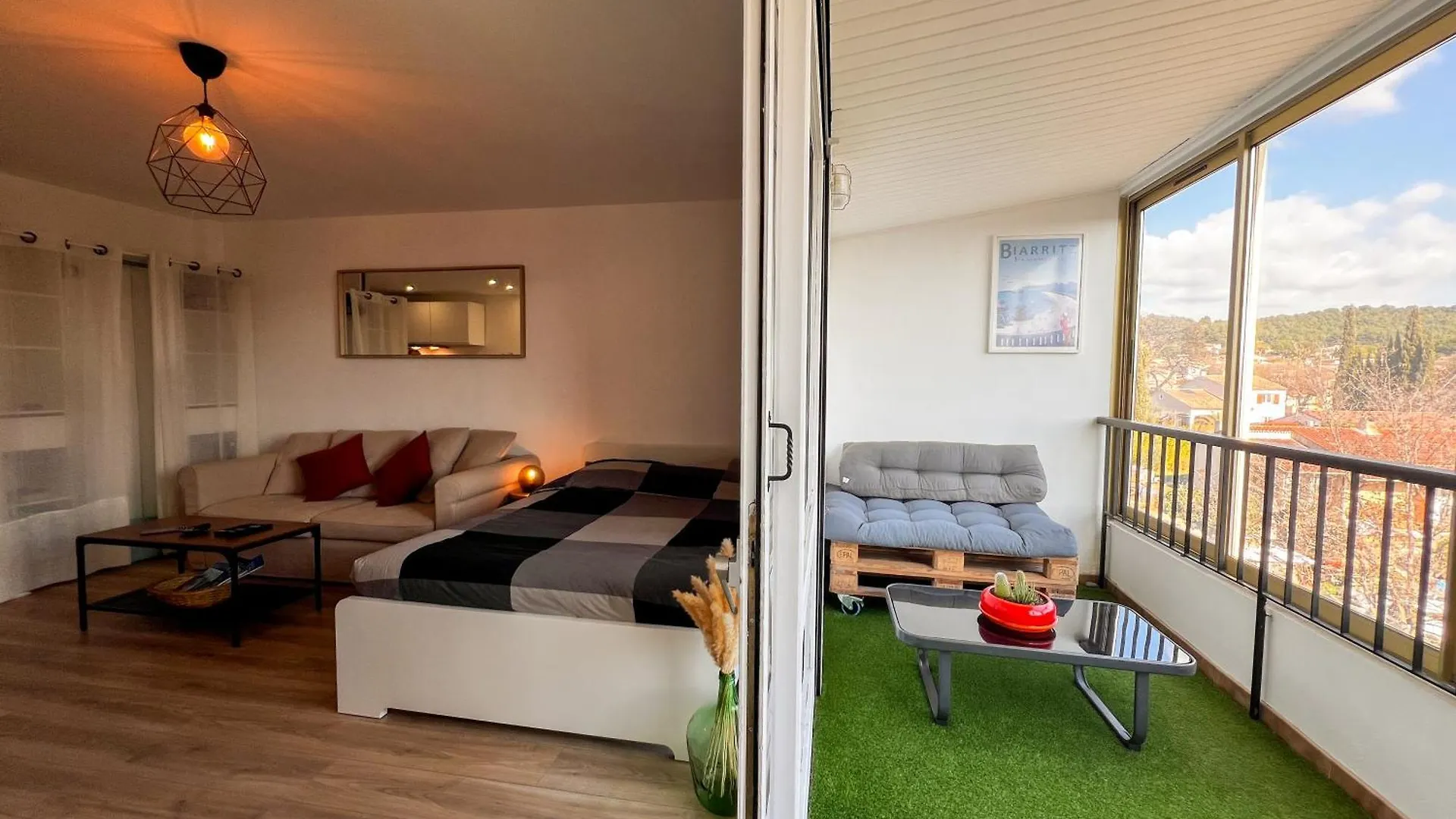 Studio Lumineux 4 Couchages Avec Terrasse A 500M De La Plage, Parking Gratuit Six-Fours-les-Plages