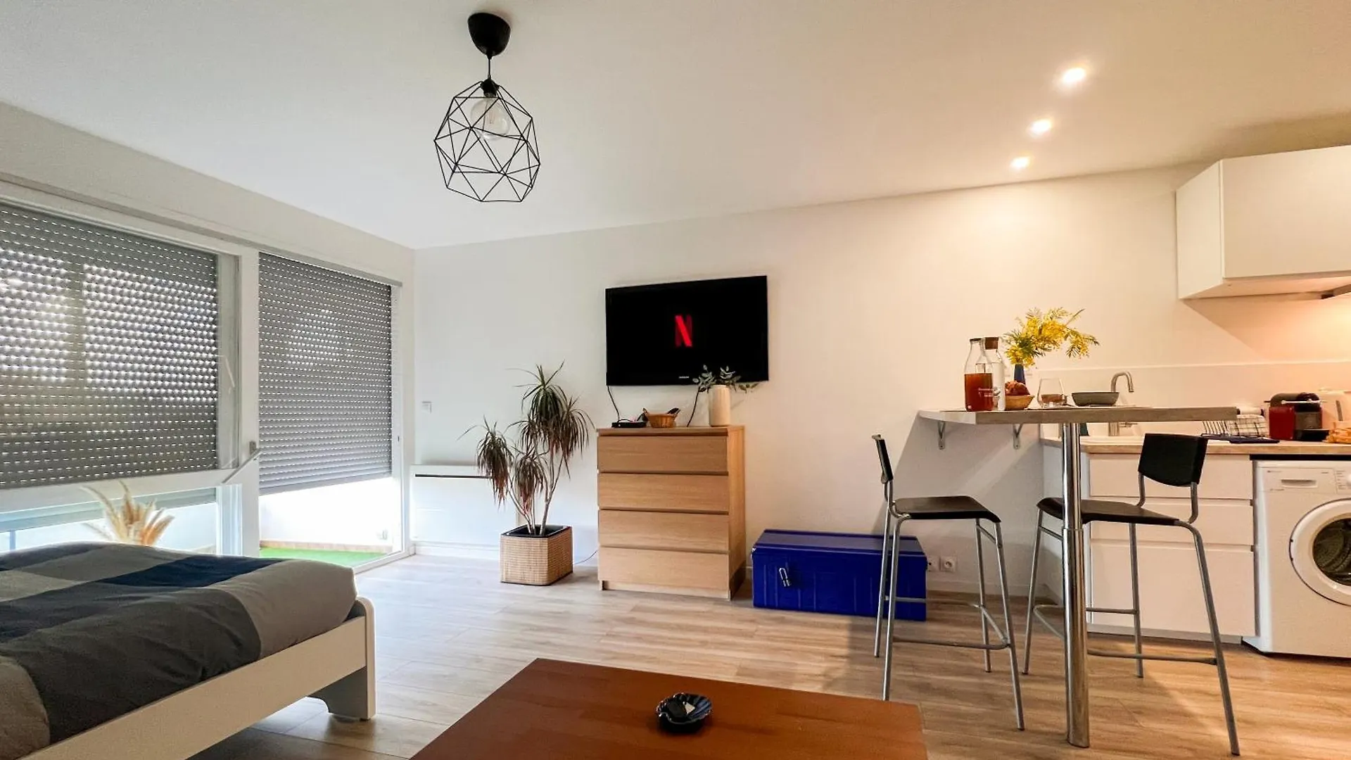 Studio Lumineux 4 Couchages Avec Terrasse A 500M De La Plage, Parking Gratuit سيكس-فور-لو-بلاج